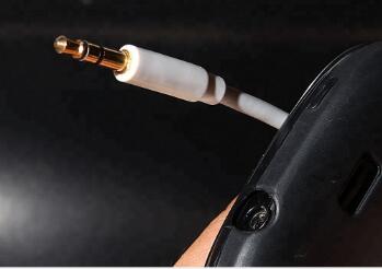 3.5mm stereo plug to 2x RCA plug is audio cable 