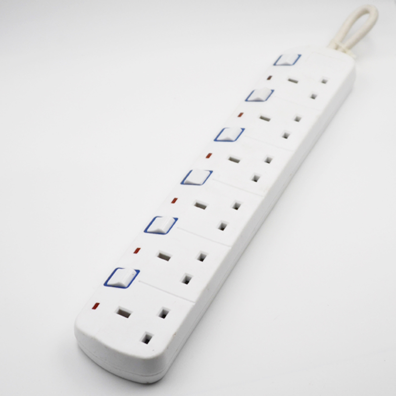 3 Outlets 6 USB Desktop Power Strip