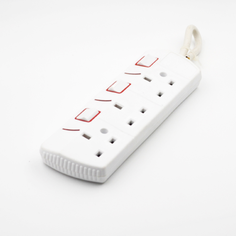 IP44 4 way UK extension lead socket with CEE plug